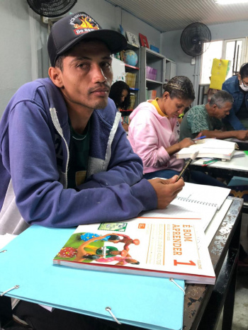 Assistidos fazem aulas da EJA nos abrigos de Vitória