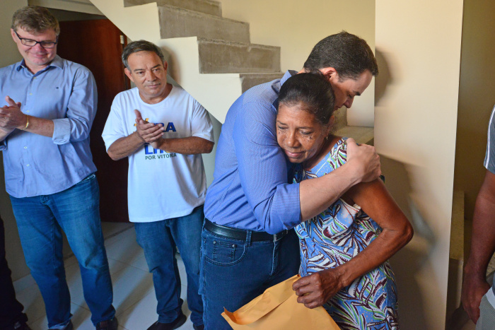 Projeto Reconstrução - Entrega de casa no Bairro Bonfim