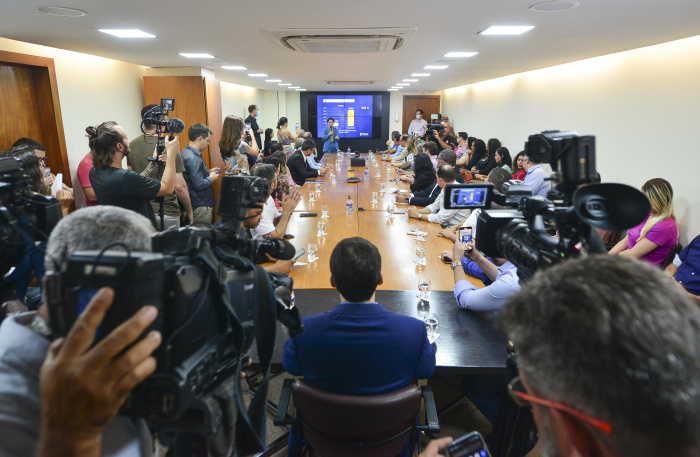 Solenidade de assinatura do Programa Renda Mínima