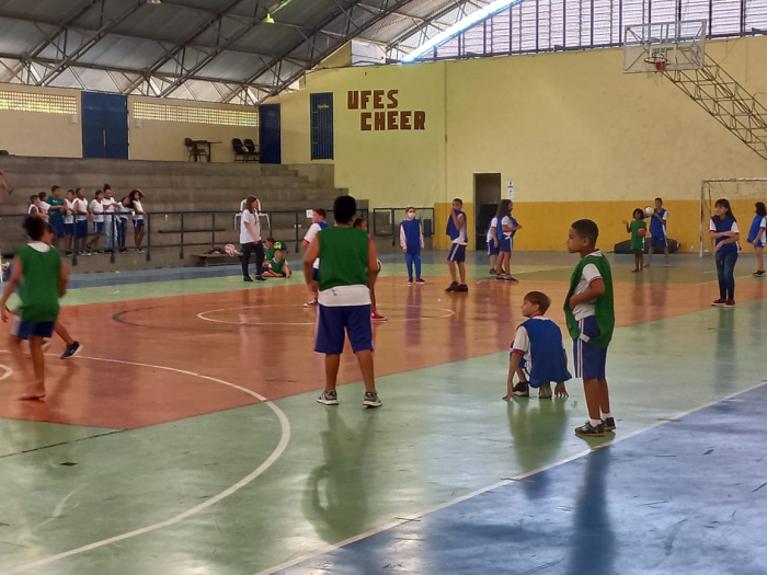 Estudantes da Emef VSP no projeto "Cria-Recria