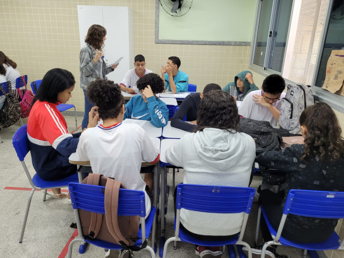 Projeto com ex-estudantes da Emef Prezideu Amorim