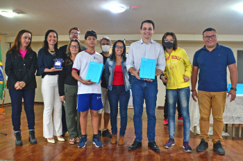 Entrega de Tablets EMEF ÉBER LOUZADA ZIPPINOTTI