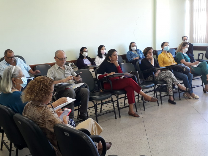 curso de formação para os Conselheiros Municipais de Saúde de Vitória do biênio 2021/2023