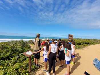 Estudantes visitam Parque Estadual Paulo César Vinha em atividade pedagógica