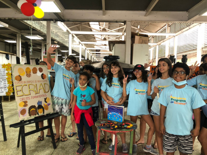 Exposição de trabalhos da crianças e adolescentes do Cajun sobre o Ecriad no Galpão das Paneleiras