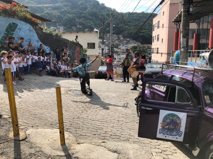 O projeto "Fuscalhaços" foi realizado no último mês de maio pelo grupo Árvore Casa das Artes.