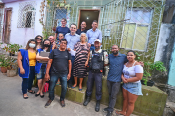 Entrega de Residência no Bairro Santa Clara