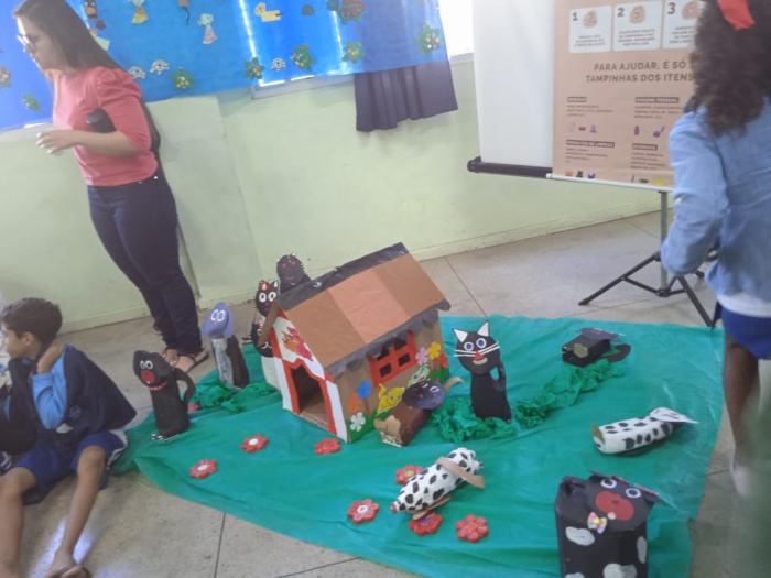 Escola lança campanha de arrecadação de tampinhas em prol do bem-estar animal