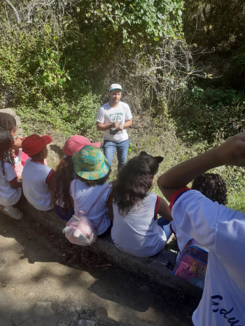 Parque Vale do Mulembá é sala de aula para estudantes da capital