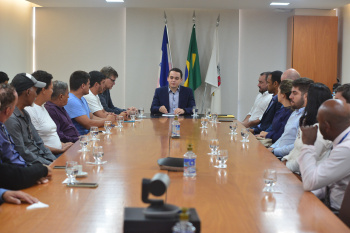 Lançamento do Edital para Contratação de Guarda-Corpo em Inox para Rua Adelpho Polimonjardim