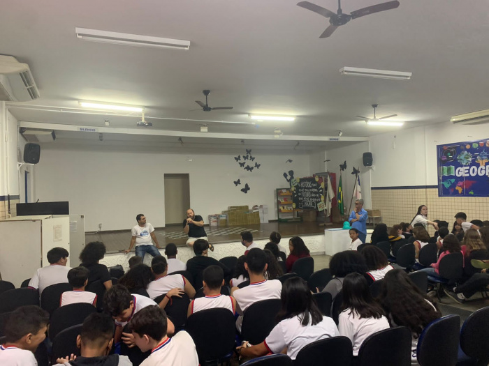 Parque Vale do Mulembá é sala de aula para estudantes da capital