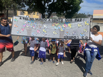 Caminhada pela cultura da paz Cmei GAR