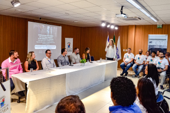Formatura do curso de elétrica básica e informática básica do Projeto Trabalho Qualificado Atendimento Aprovado