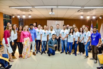 Formatura do curso de elétrica básica e informática básica do Projeto Trabalho Qualificado Atendimento Aprovado