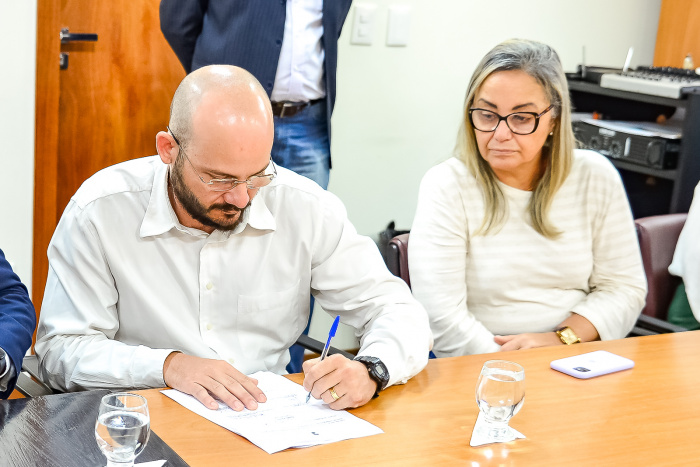 Casarão da Chácara Von Schilgen - Assinatura do Acordo de Cooperação para Restauração