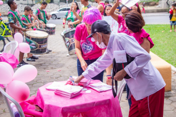 Outubro Rosa: território de Maruípe se une na prevenção ao câncer de mama