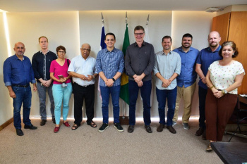 Dom Dario Campos realiza visita institucional à PMV