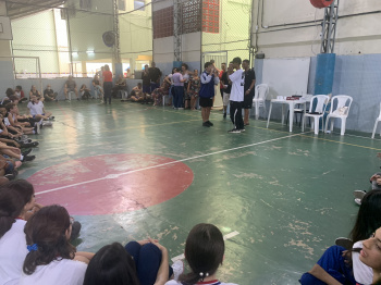 Apresentação de Rap na Emef MMOD