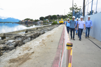 Visita às obras na orla de São Pedro