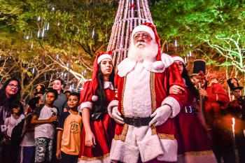 Iluminação de Natal e Vila do Papai Noel no Parque Moscoso