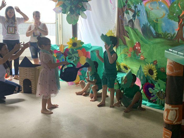Encerramento de projeto de sala cativa comunidade de Cmei em Jardim da Penha