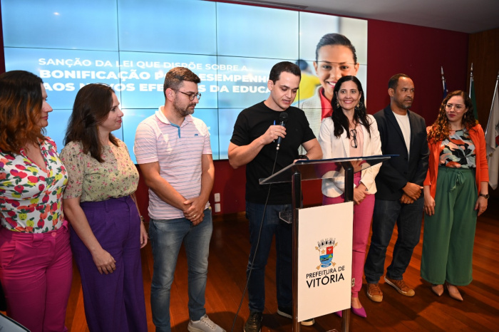 Bônus desempenho para servidores da Educação