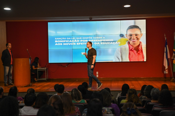 Bônus desempenho para servidores da Educação