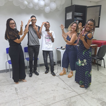 Estudantes surdos desenvolvem protagonismo estudantil em Emef no bairro Itararé