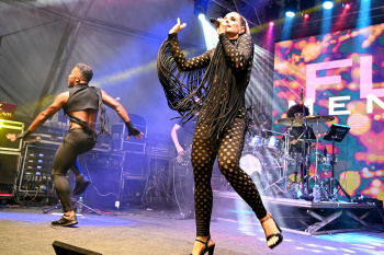 Arena de Verão Shows Flavia Mendonça