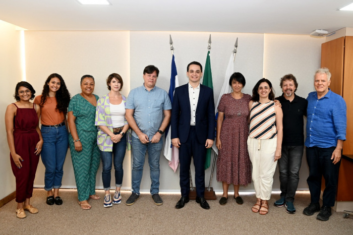 Prefeito se reúne com especialistas para dialogar sobre Regularização Fundiária