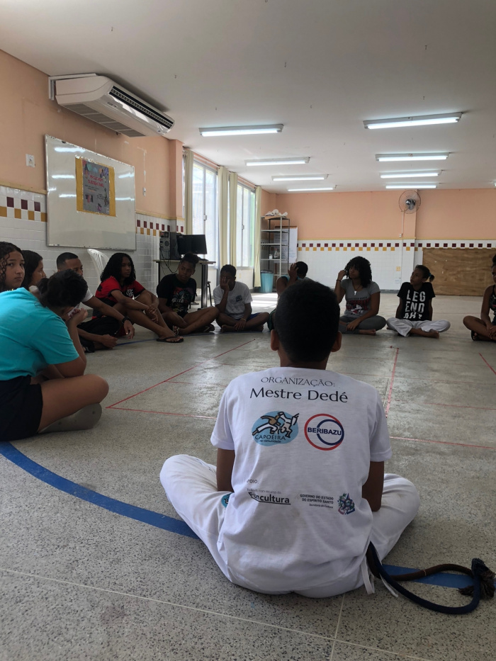 oficina de capoeira com adolescentes do projovem da prefeitura de vitória