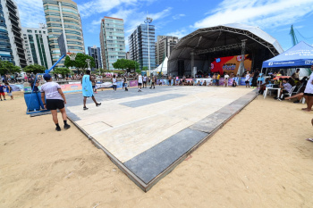 Desafio de basquete na Arena de Verão