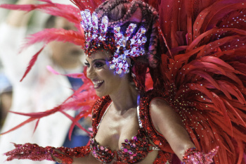 Escola Pega no Samba no desfile de Vitória