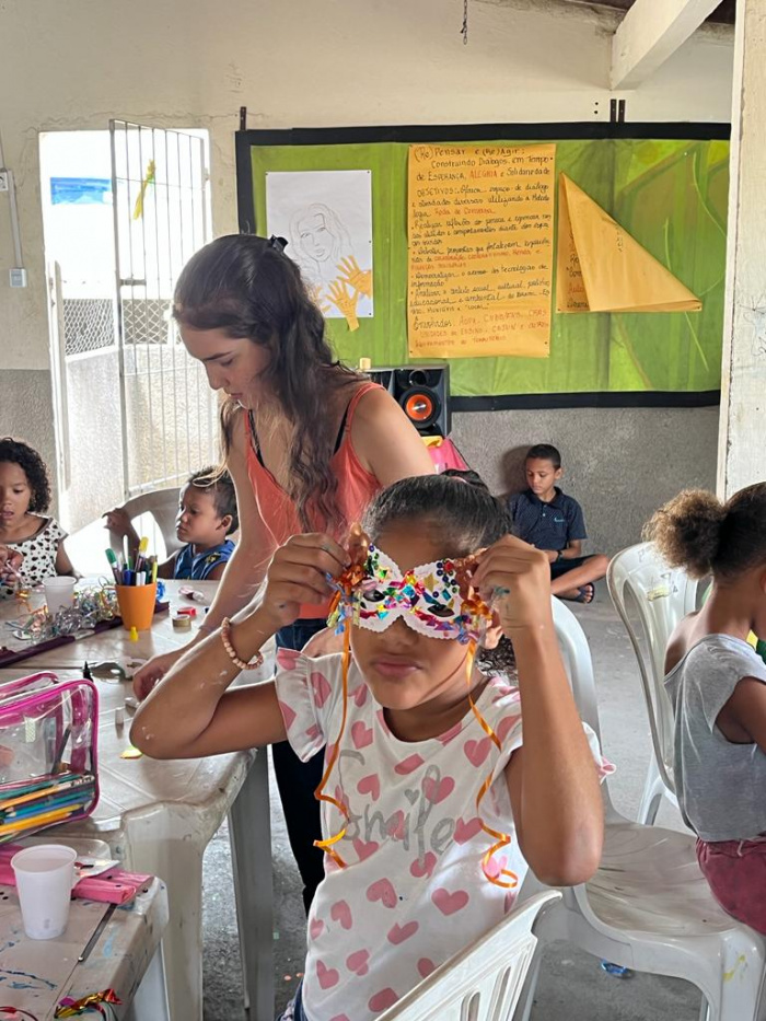 Cras de Inhaguetá faz oficina de máscaras, envolve famílias e fortalece vínculos