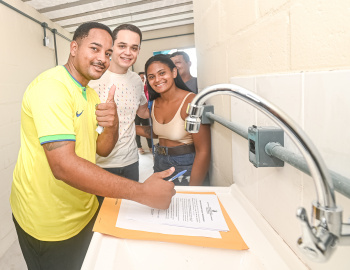 Projeto Reconstrução - Entrega de 03 Residências - Bairro Conquista