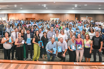 Entrega de Tablets aos Agentes Comunit&aacute;rios de Sa&uacute;de e de Combate &agrave;s Endemias