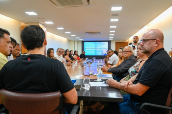 Prefeito anuncia aumento do B&ocirc;nus Moradia