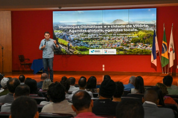 Palestra sobre mudanças climáticas com o cientista Carlos Nobre