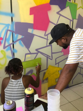 Oficina de grafite no Projovem