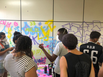 Oficina de grafite no Projovem