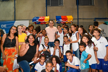 Entrega da reforma da quadra de Santa Martha