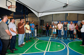 Entrega da reforma da quadra de Santa Martha