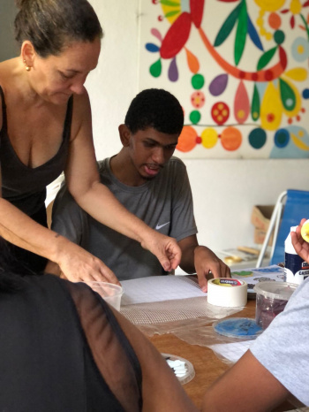 Curso de mosaico para adolescentes do Projovem