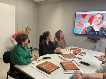 Vitória é a primeira capital do Sudeste a capacitar cuidador de criança com TEA