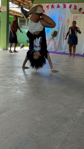 Projeto Fortalecendo Manas no Centro Pop