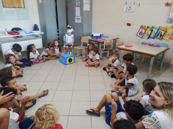 Crianças de Cmei ficam encantadas com descobertas e experiências em projeto