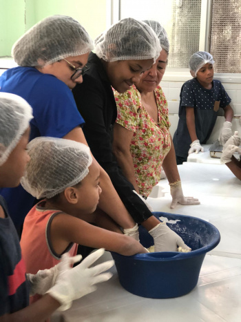 Centro de Convivência proporciona integração entre crianças e famílias