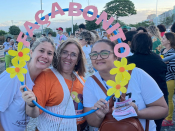 Servidoras da saúde em ação do maio laranja