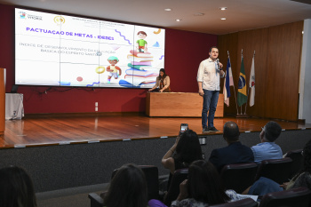 Pactuação de Metas da Educação no auditório da PMV