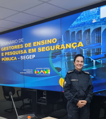 Gerente de Formação participa de seminário Nacional em Brasília